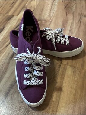 Keds Triple Kick Burgundy Canvas Platform Shoes Women's Lace Up sneakers Sz 7